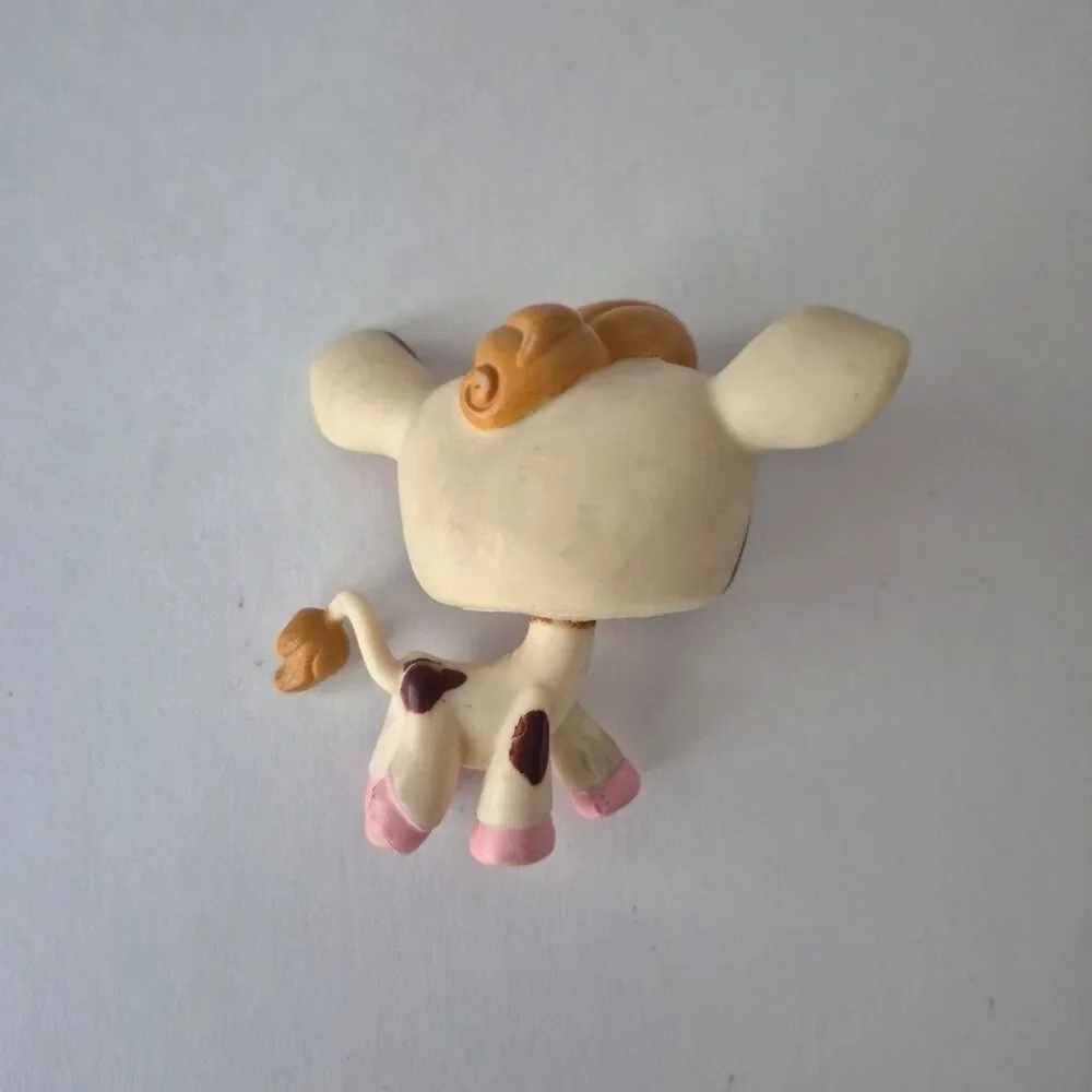 Hasbro Littlest Pet Shop Vintage Brown Spotted Toy Cow w Green Eyes Model 00971